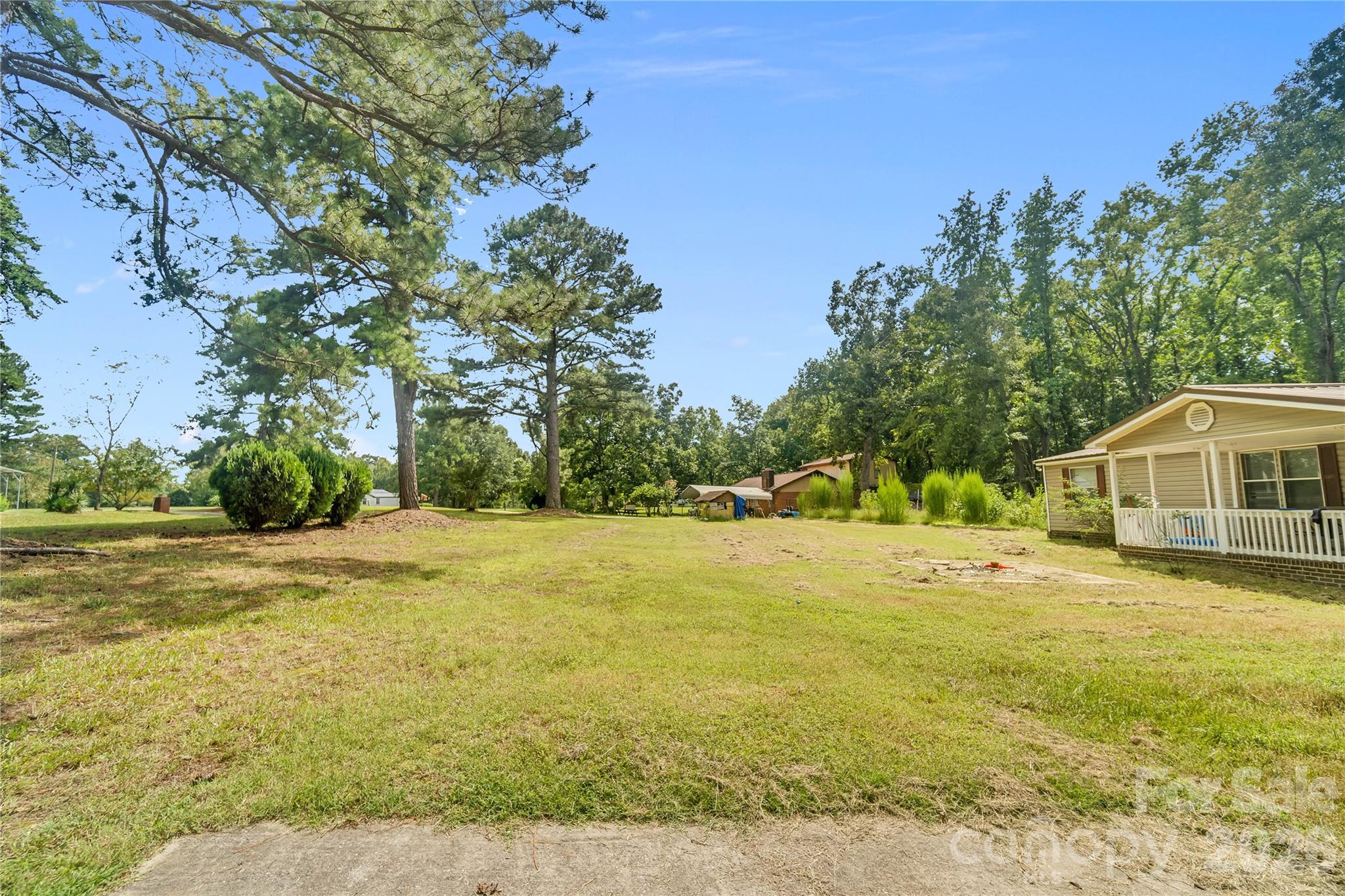 6010 Hightower Road Property Photo 4