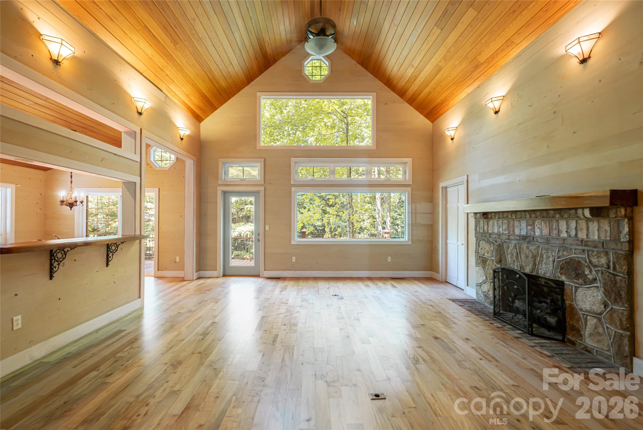 3999 Laurel Park Highway Property Photo 36