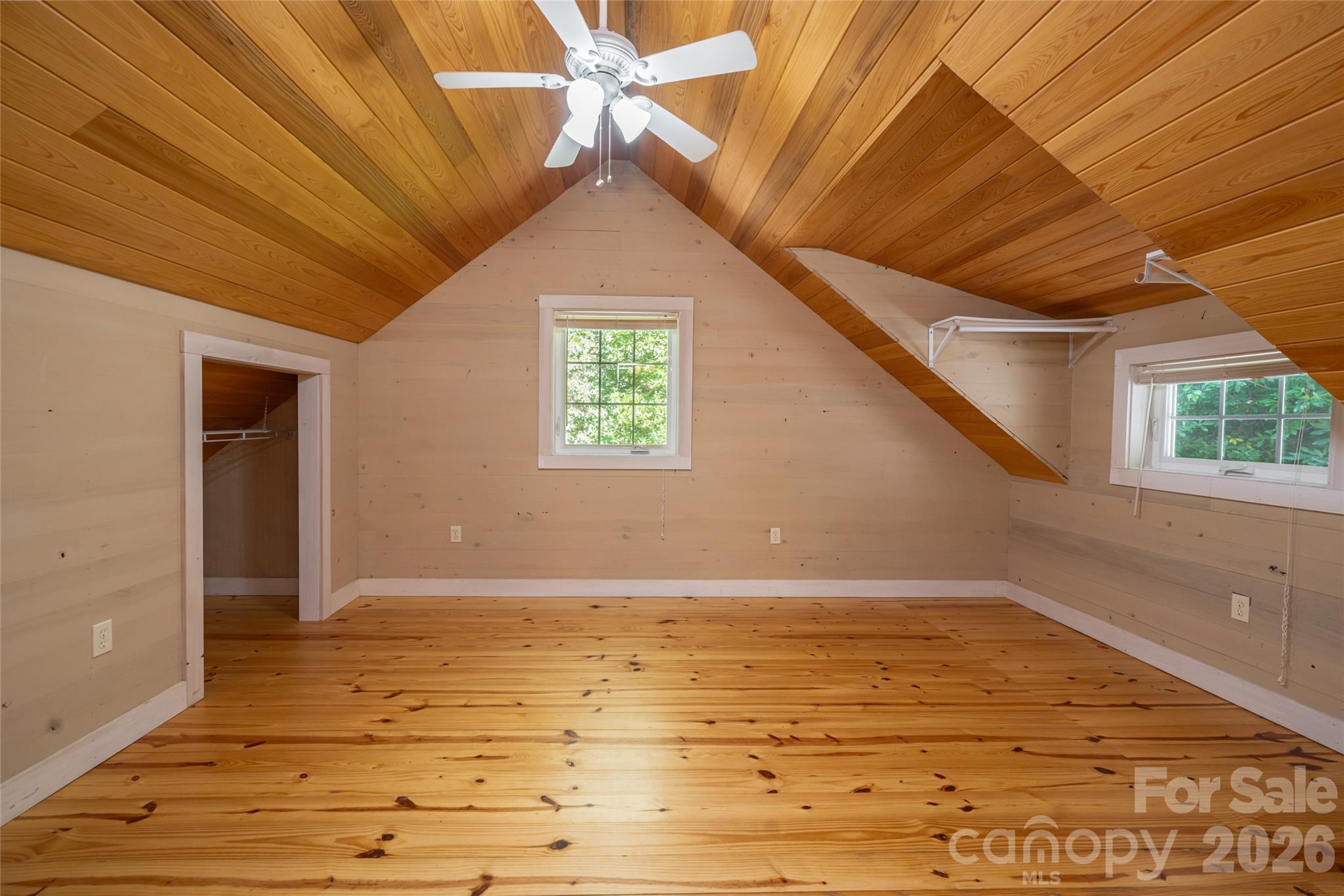3999 Laurel Park Highway Property Photo 42