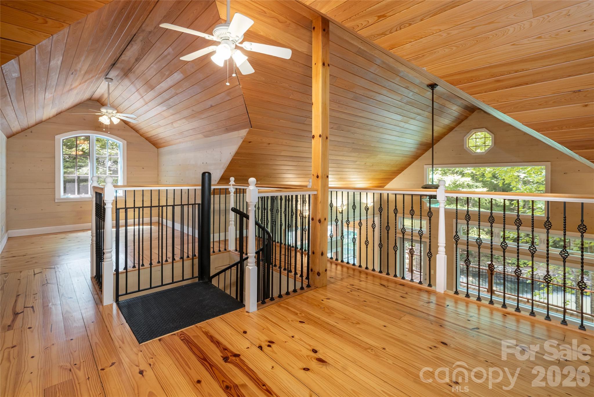 3999 Laurel Park Highway Property Photo 43