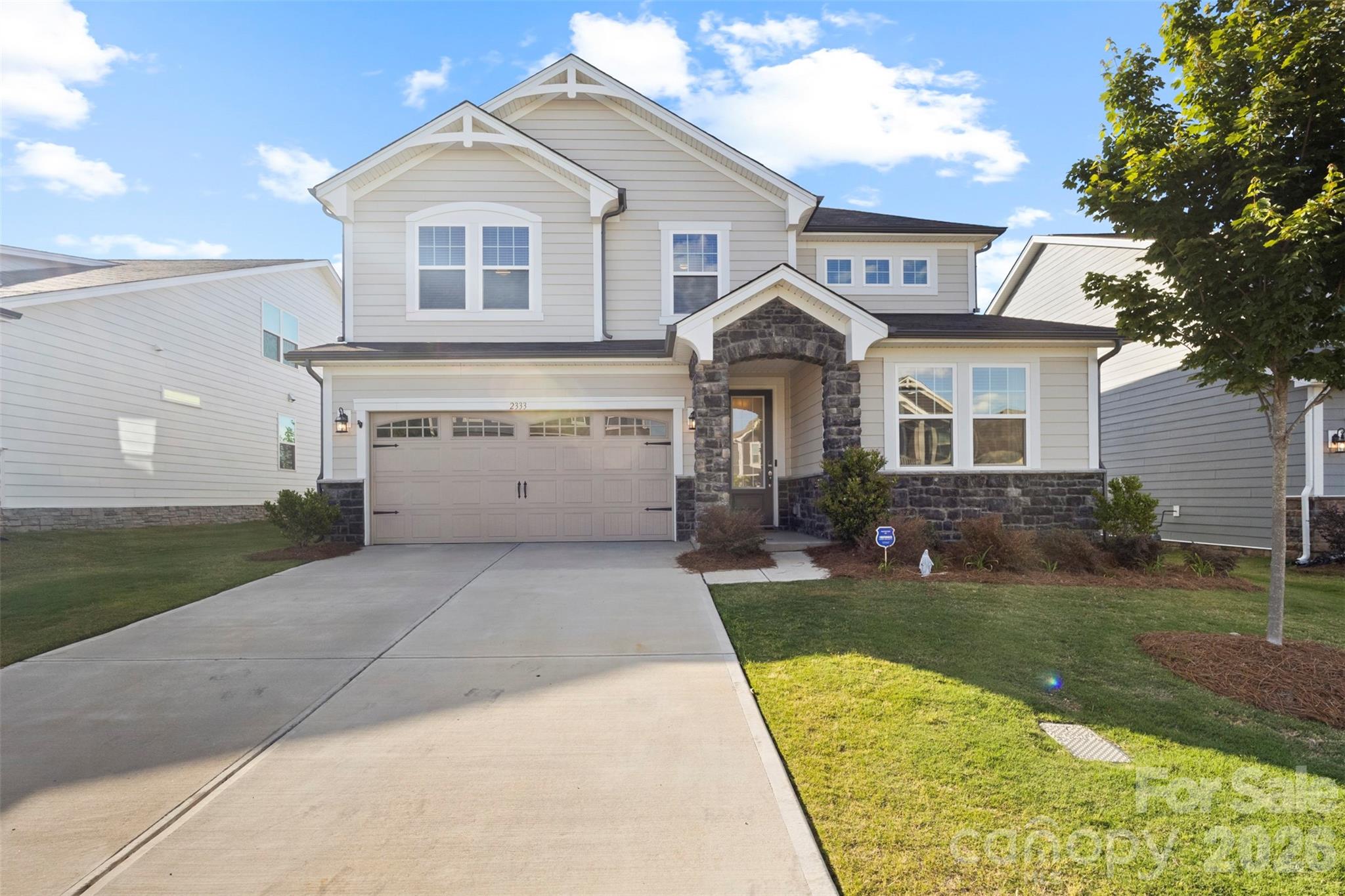 2333 Lorelei Terrace Property Photo 2
