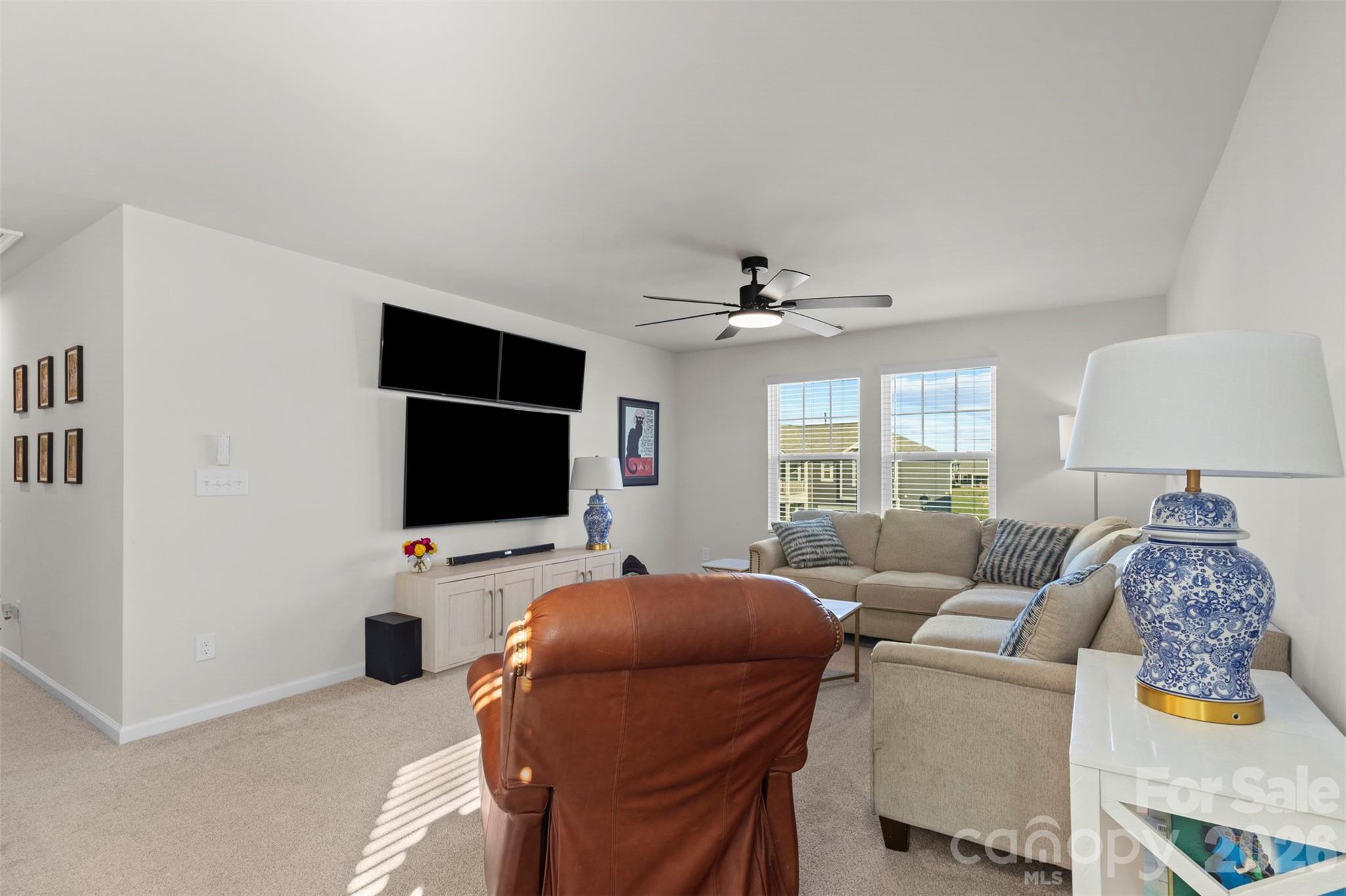 2333 Lorelei Terrace Property Photo 19