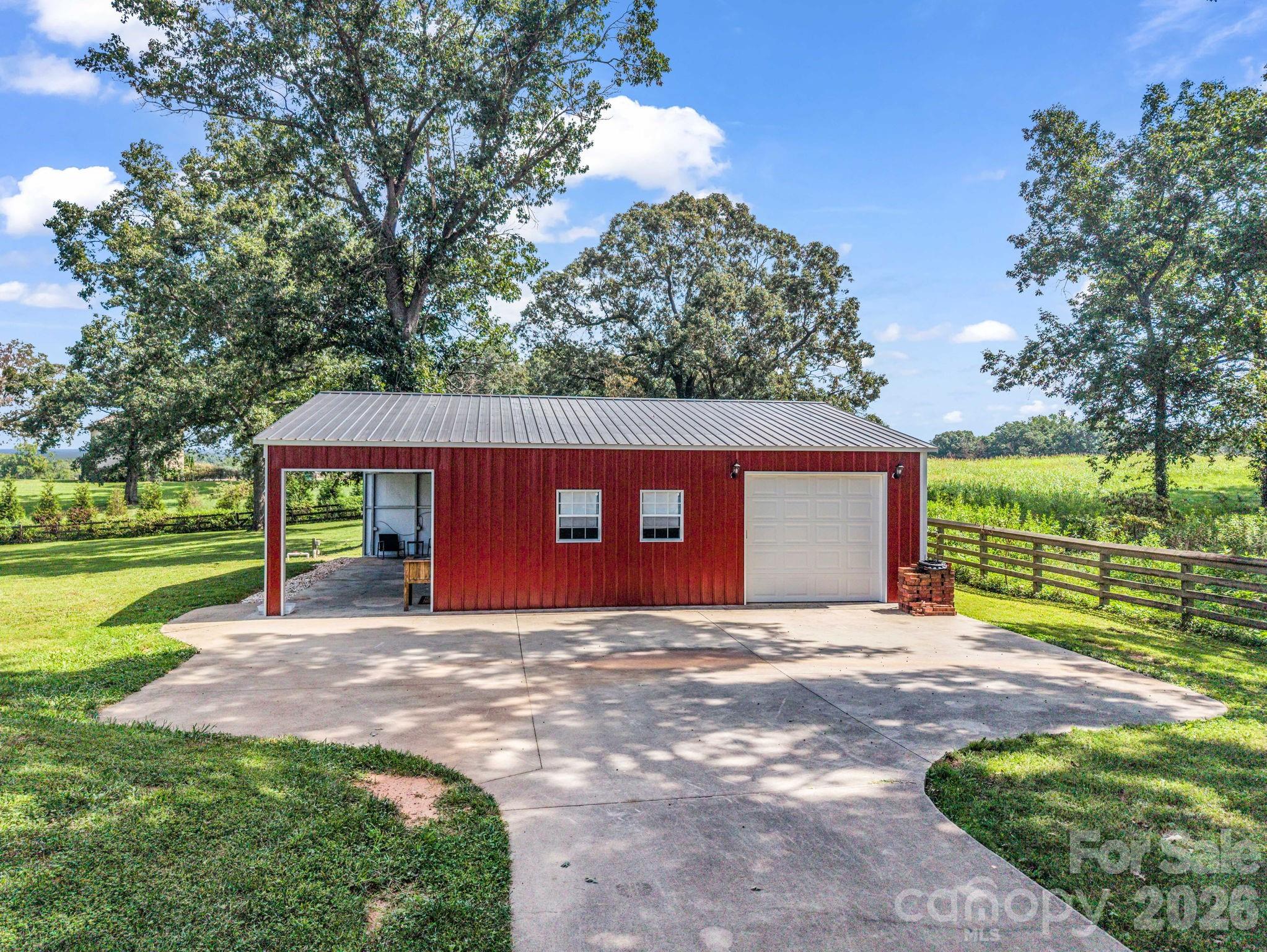 441 Whitaker Road Property Photo 6
