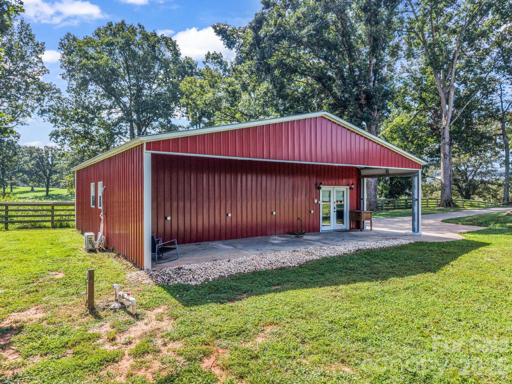 441 Whitaker Road Property Photo 7
