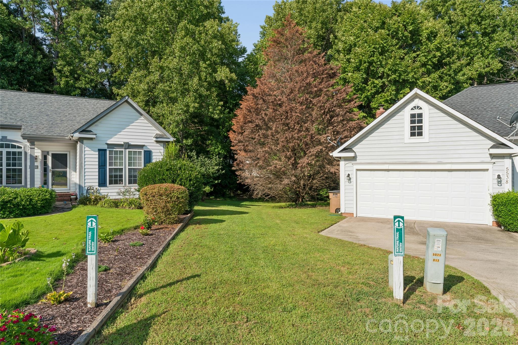 5538 Whispering Wind Lane Property Photo 5