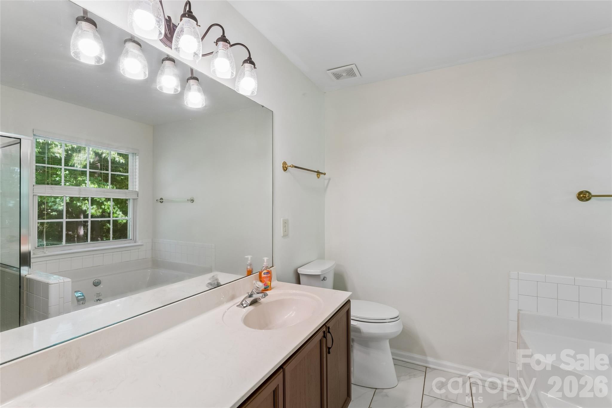 5538 Whispering Wind Lane Property Photo 26