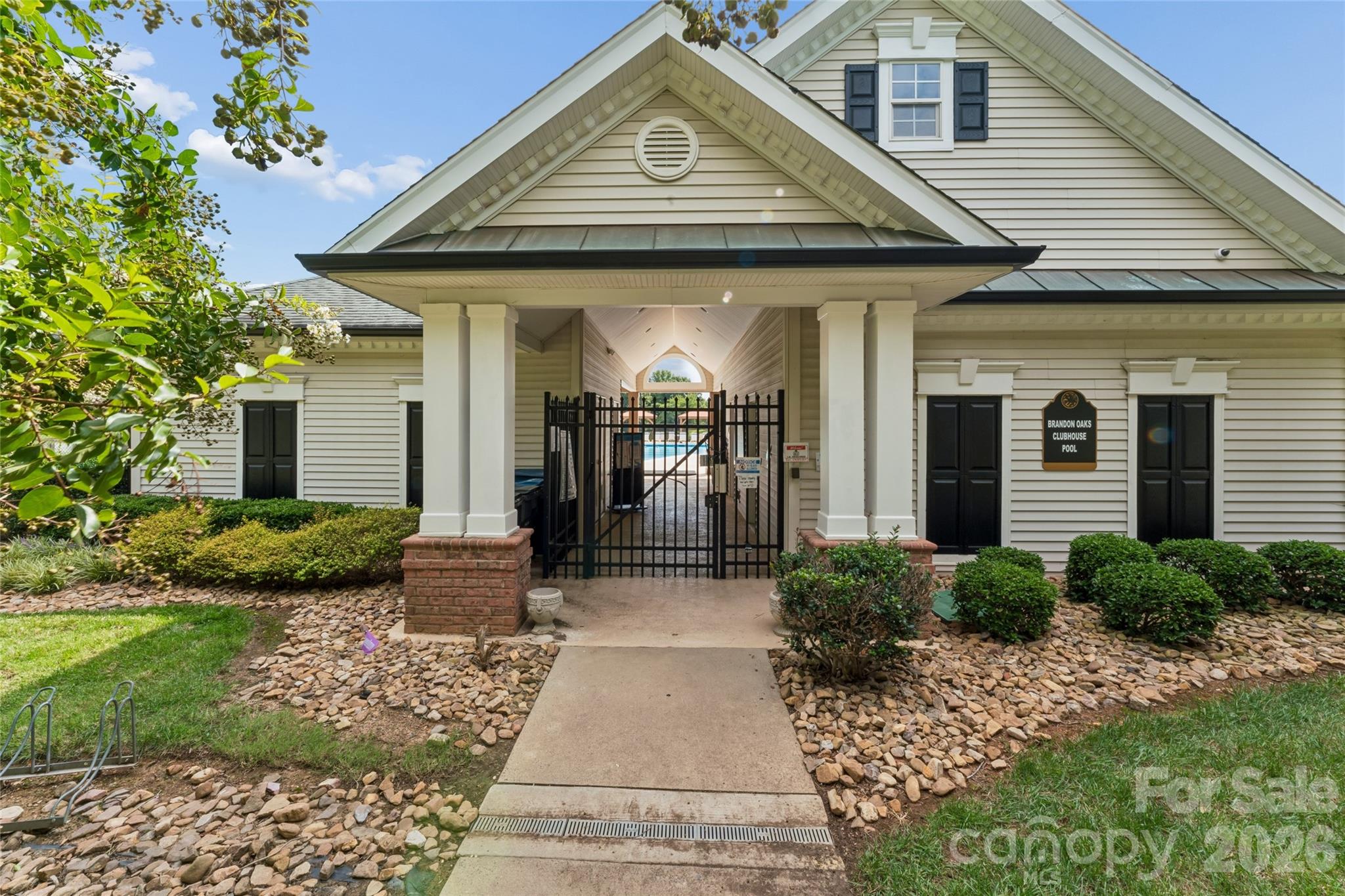 5538 Whispering Wind Lane Property Photo 44