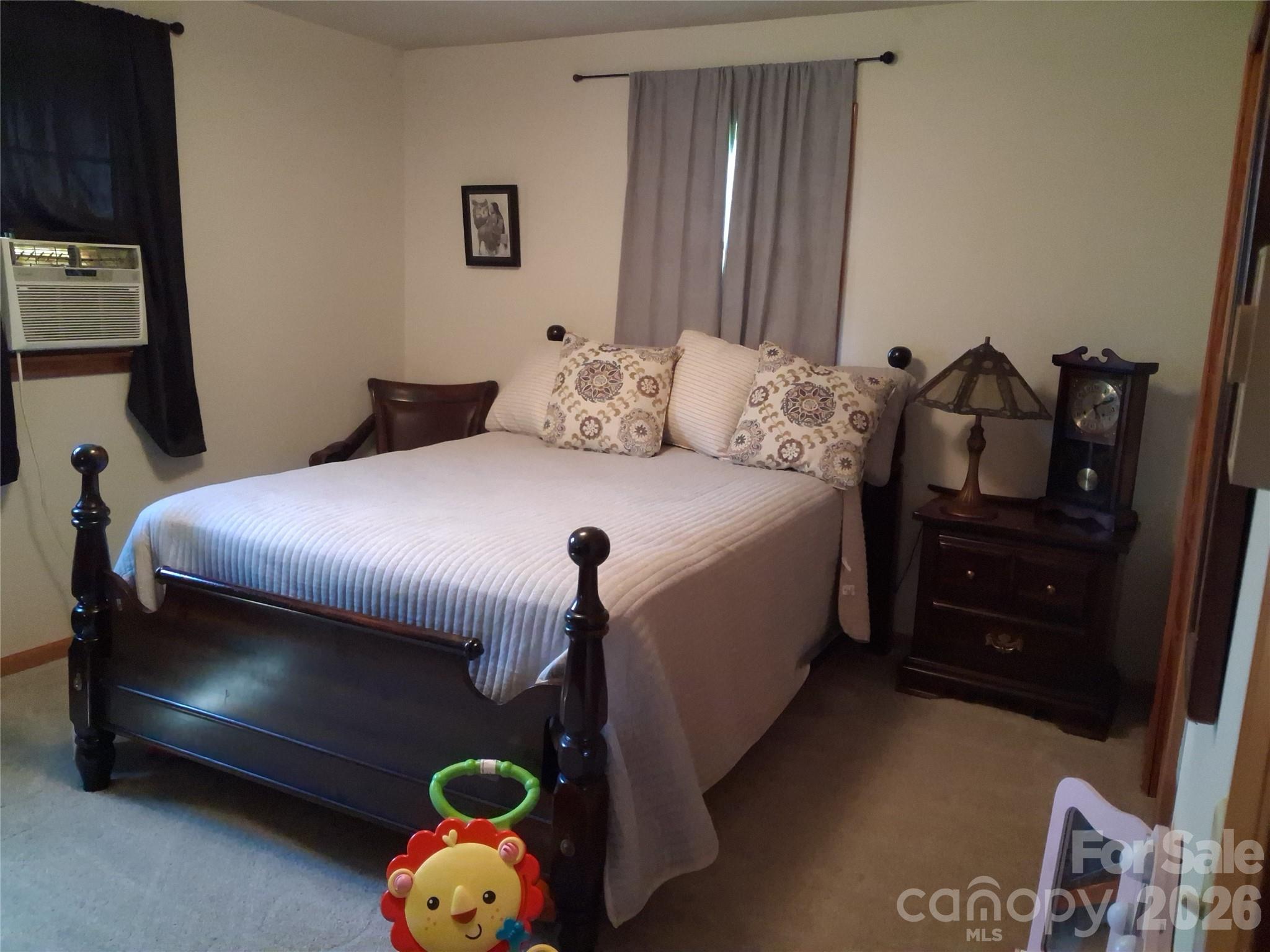 114 Ashworth Circle Property Photo 8