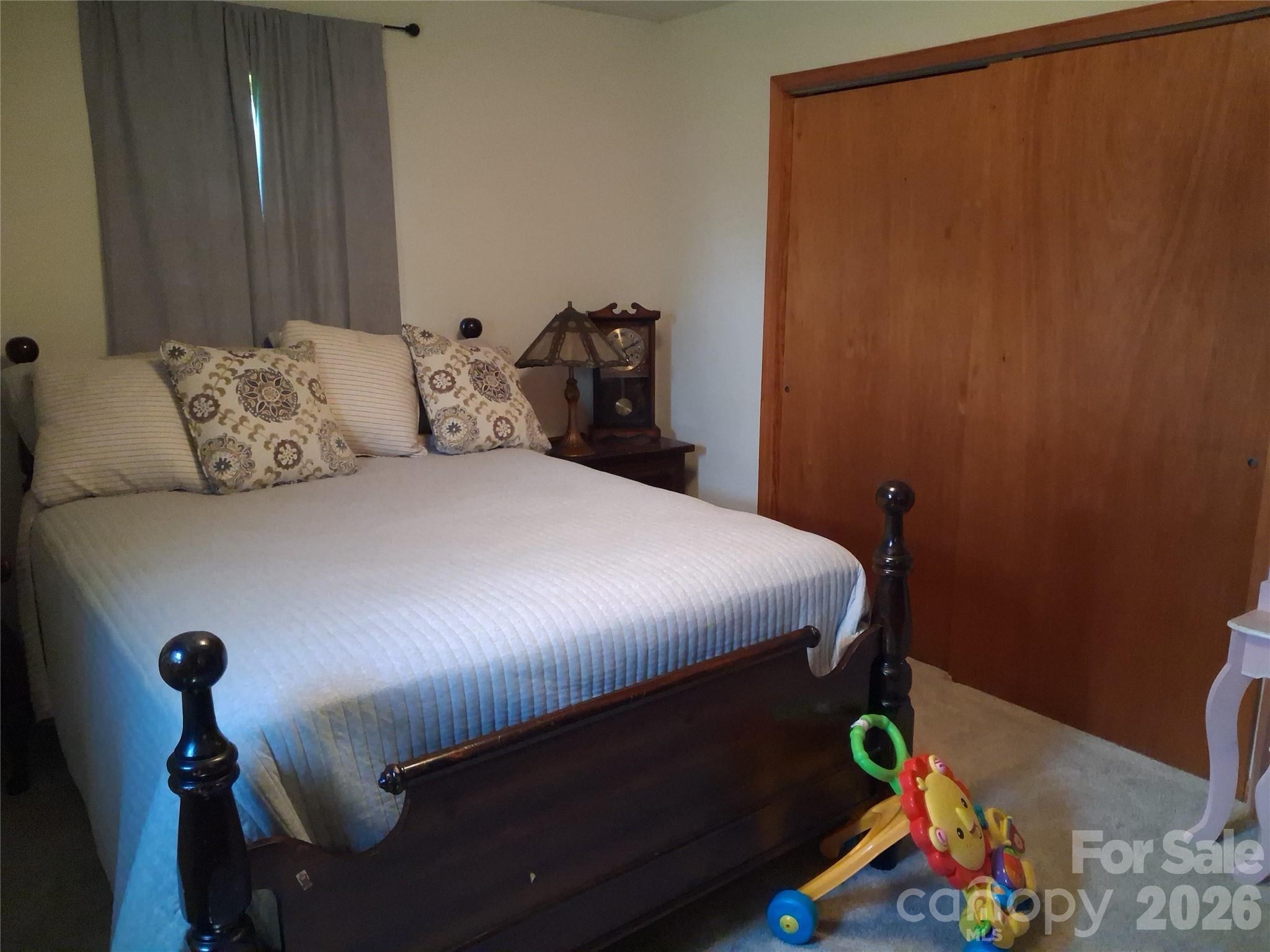 114 Ashworth Circle Property Photo 9