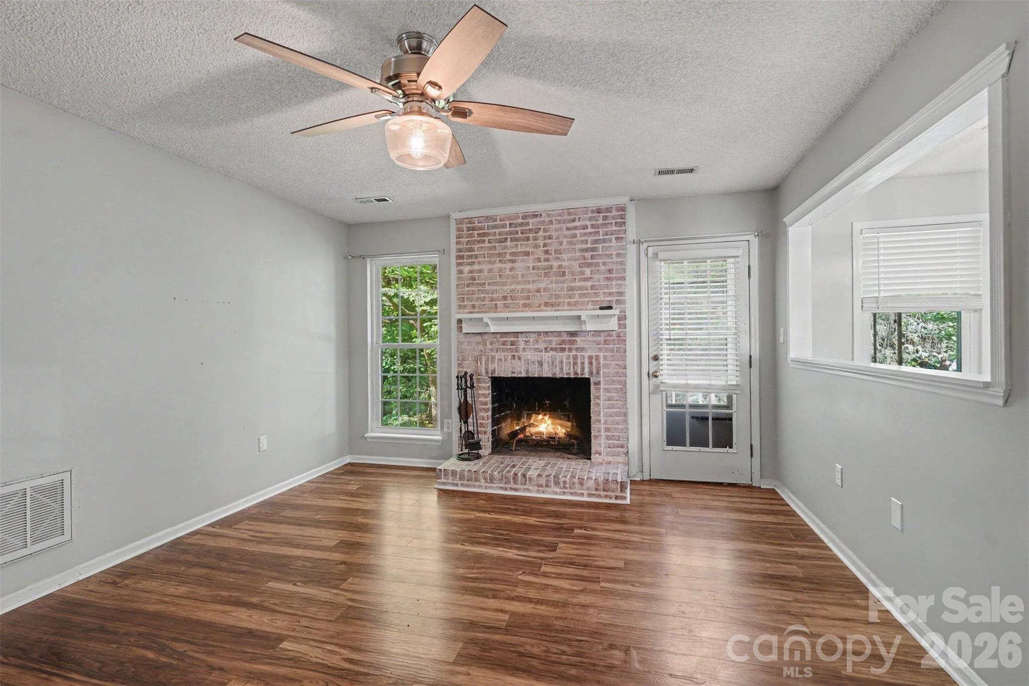 9803 Cooper Run Lane Property Photo 17