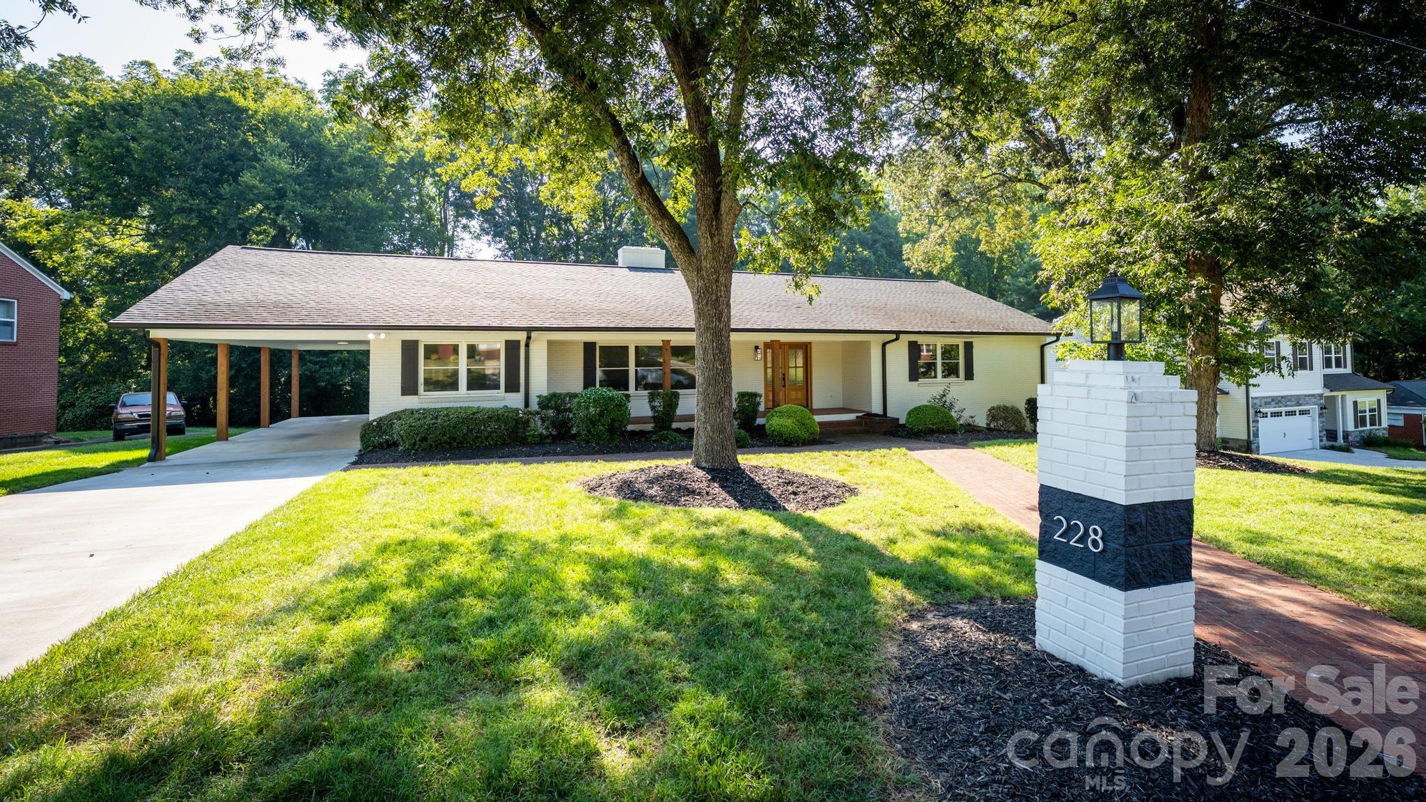228 Cedar Street Property Photo 1