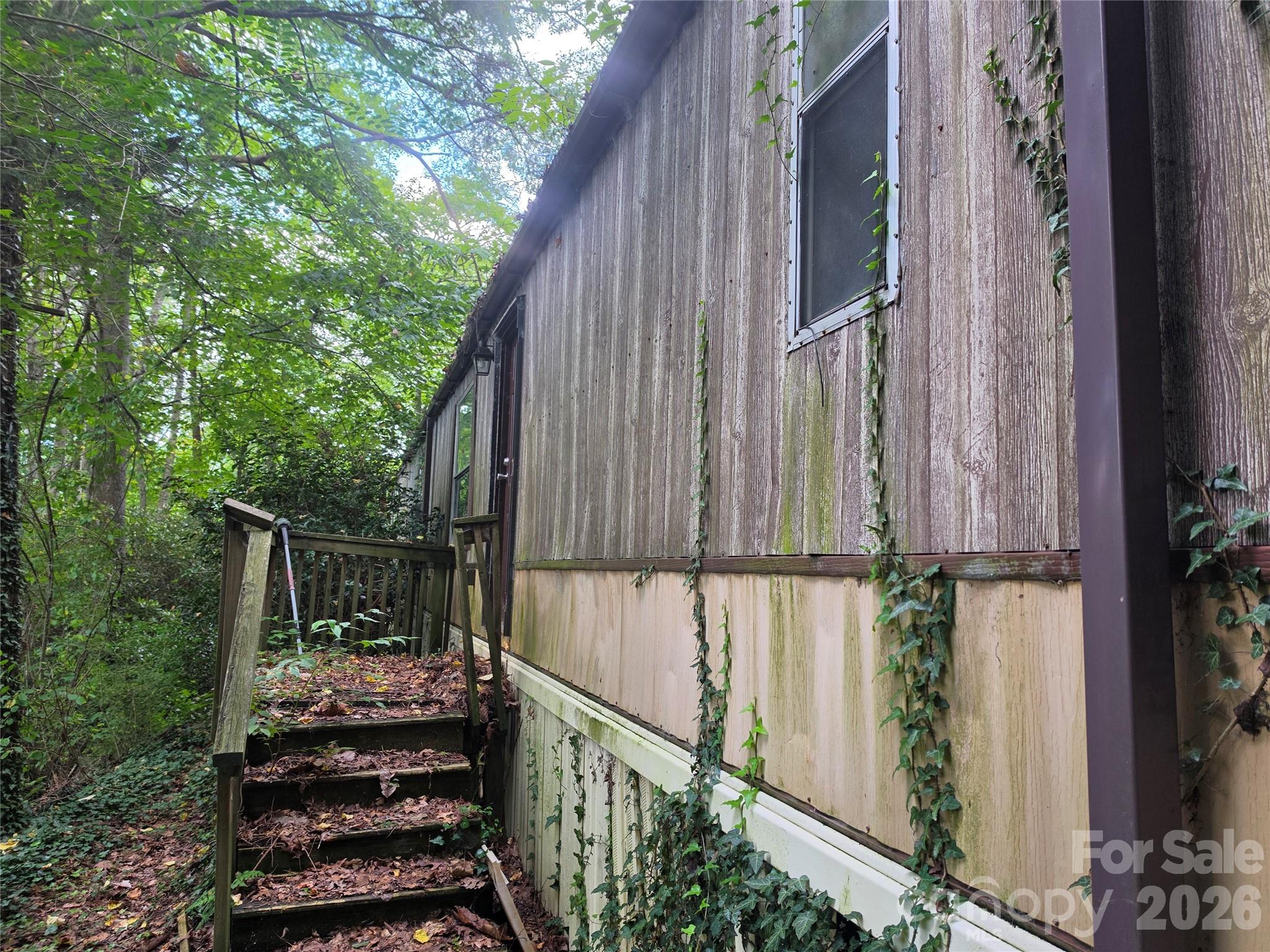 40 Gunches Dirt Road Property Photo 3