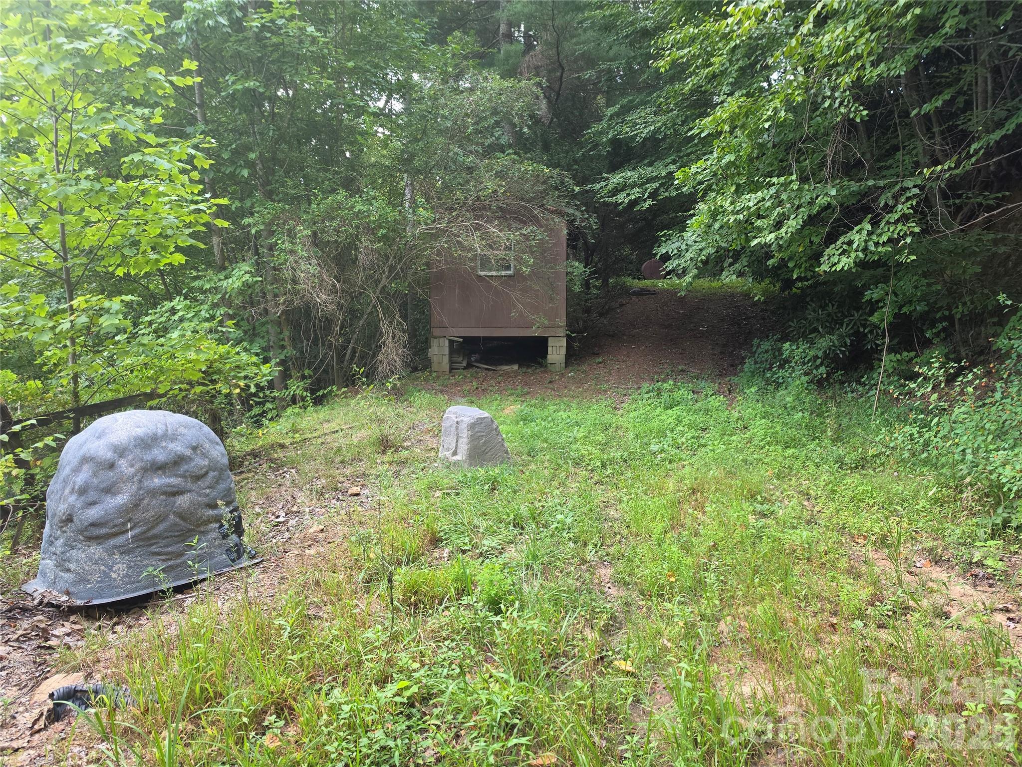 40 Gunches Dirt Road Property Photo 18