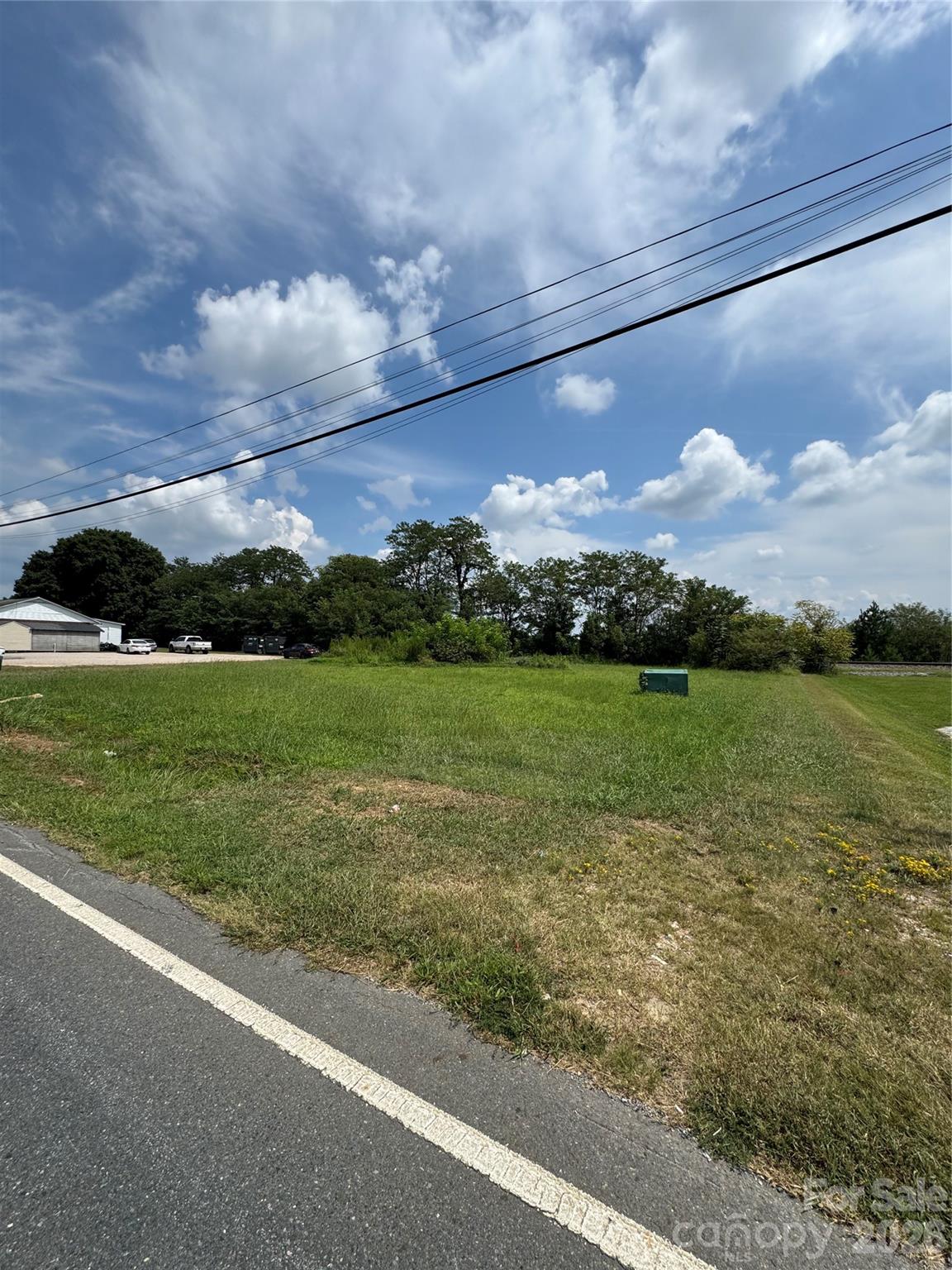 1730 N Main Street Property Photo 1