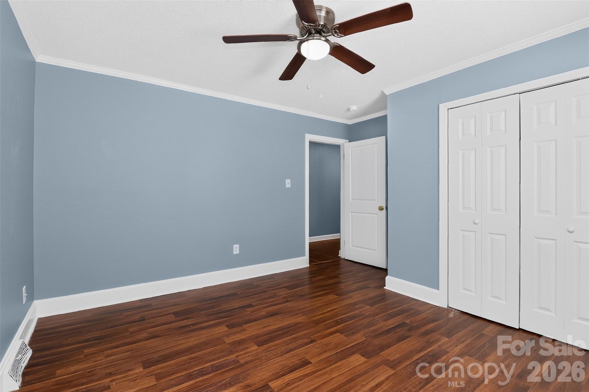 1142 Eisenhower Road Property Photo 22