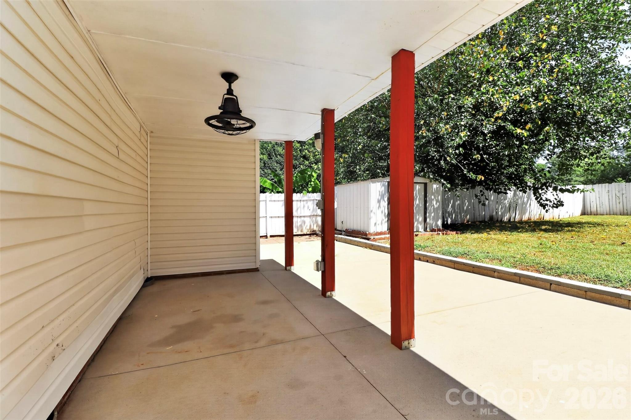 1142 Eisenhower Road Property Photo 30