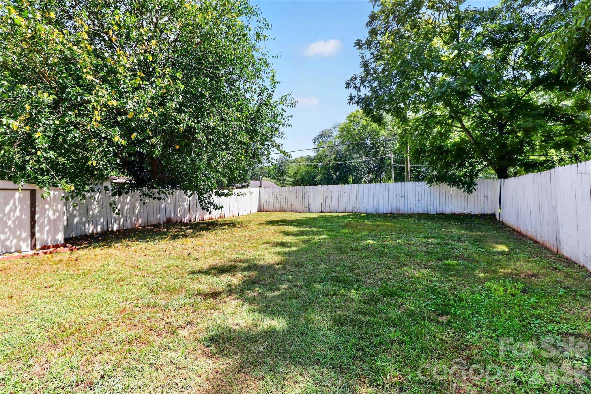1142 Eisenhower Road Property Photo 33
