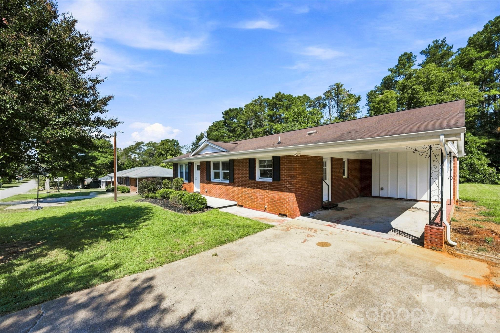 210 College Avenue Property Photo 2