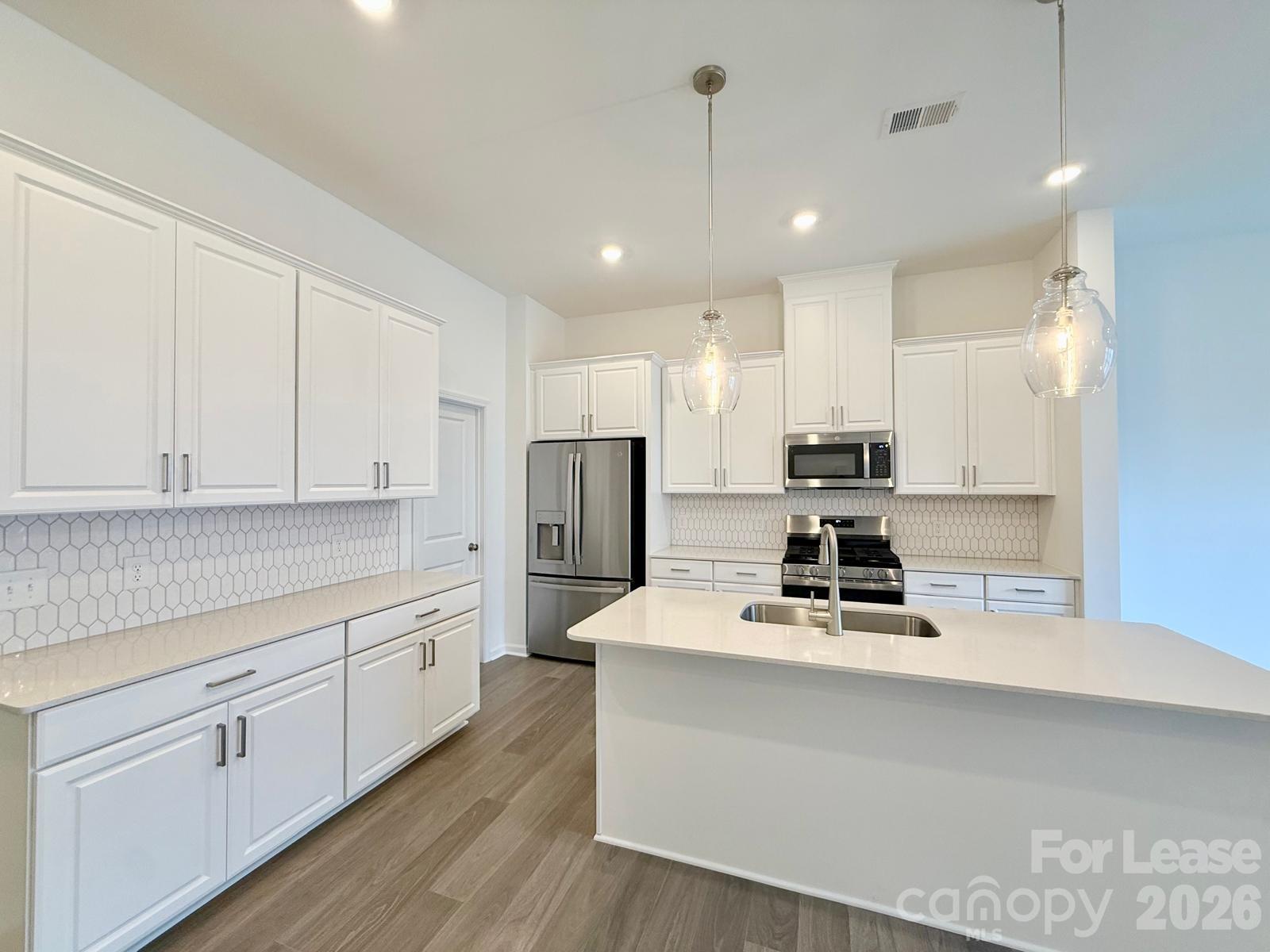 206 Silver Fleet Drive Property Photo 2