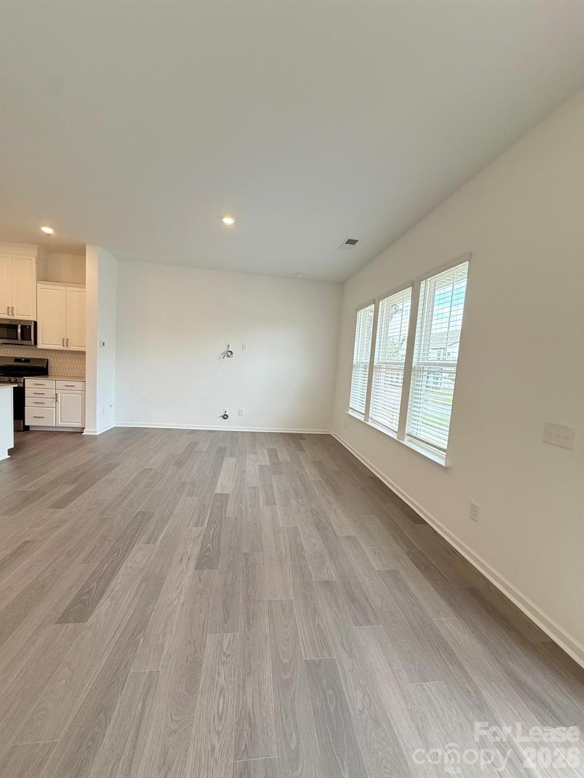 206 Silver Fleet Drive Property Photo 8