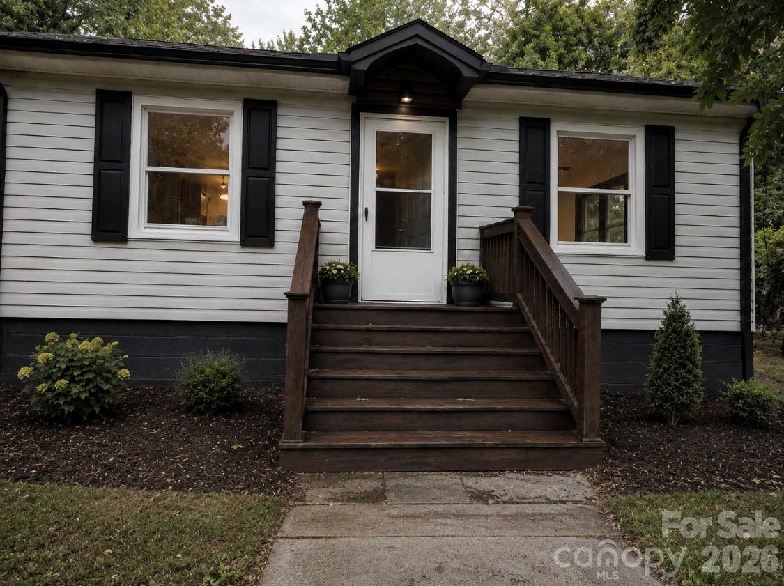 609 Durham Avenue Property Photo 1