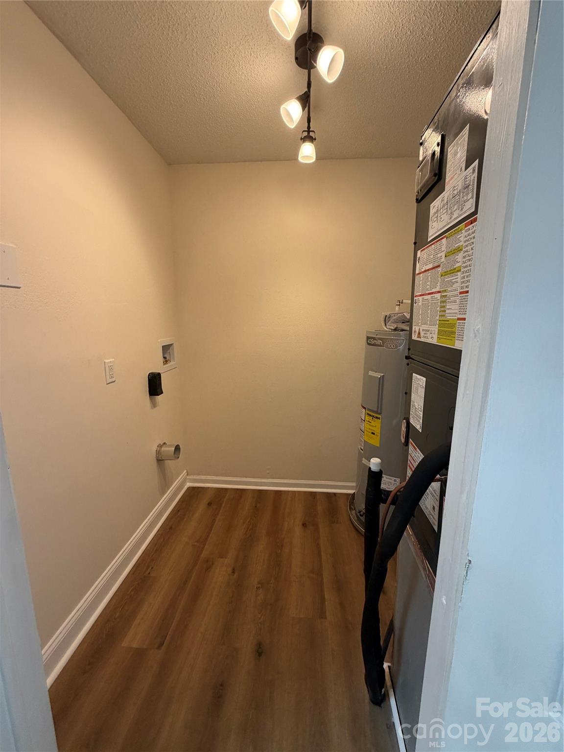 609 Durham Avenue Property Photo 21
