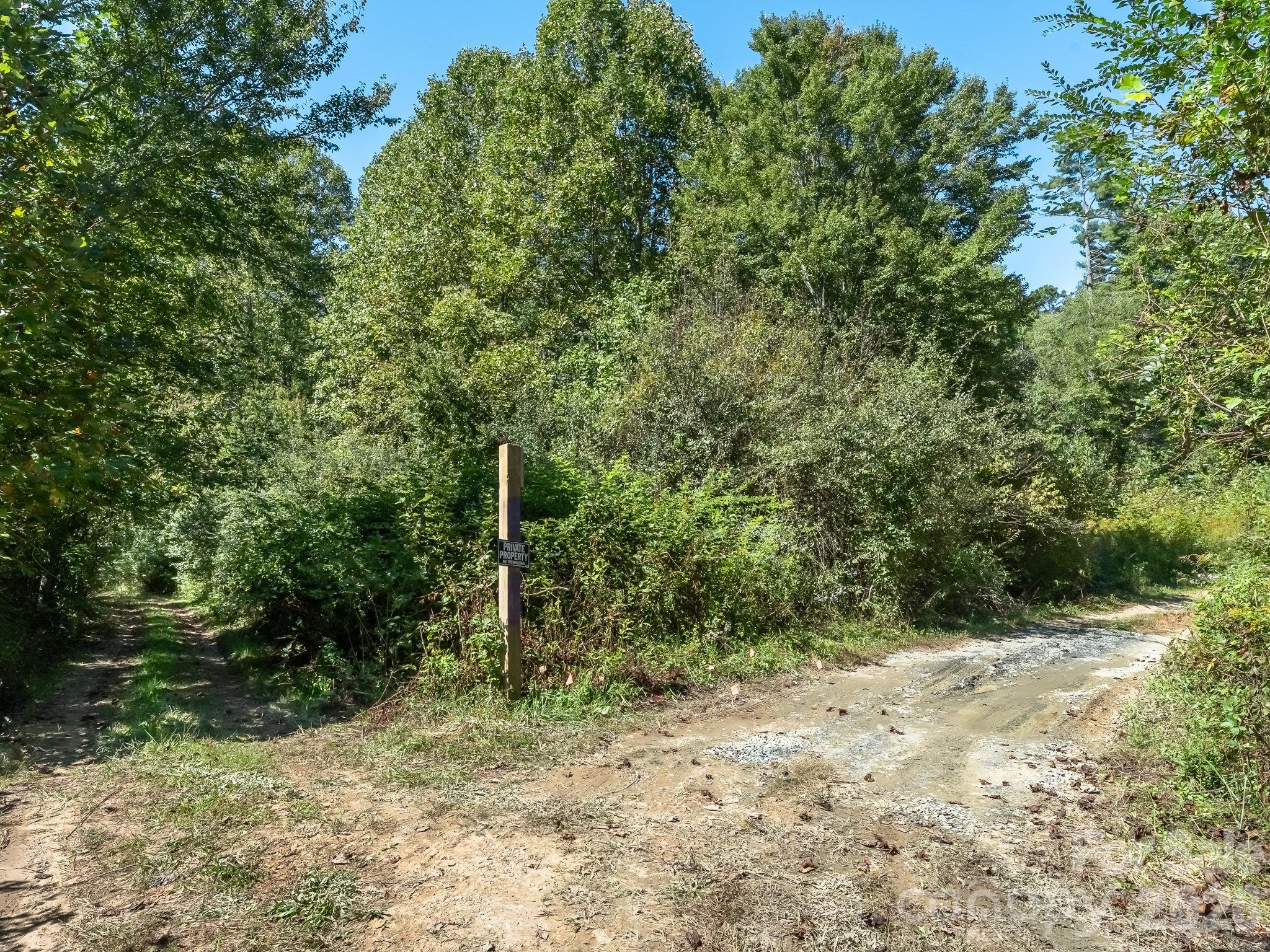 475 Old Little Mountain Road Property Photo 4
