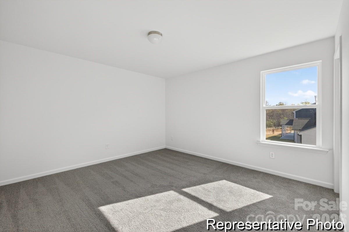136 Deercroft Lane 166p Property Photo 24