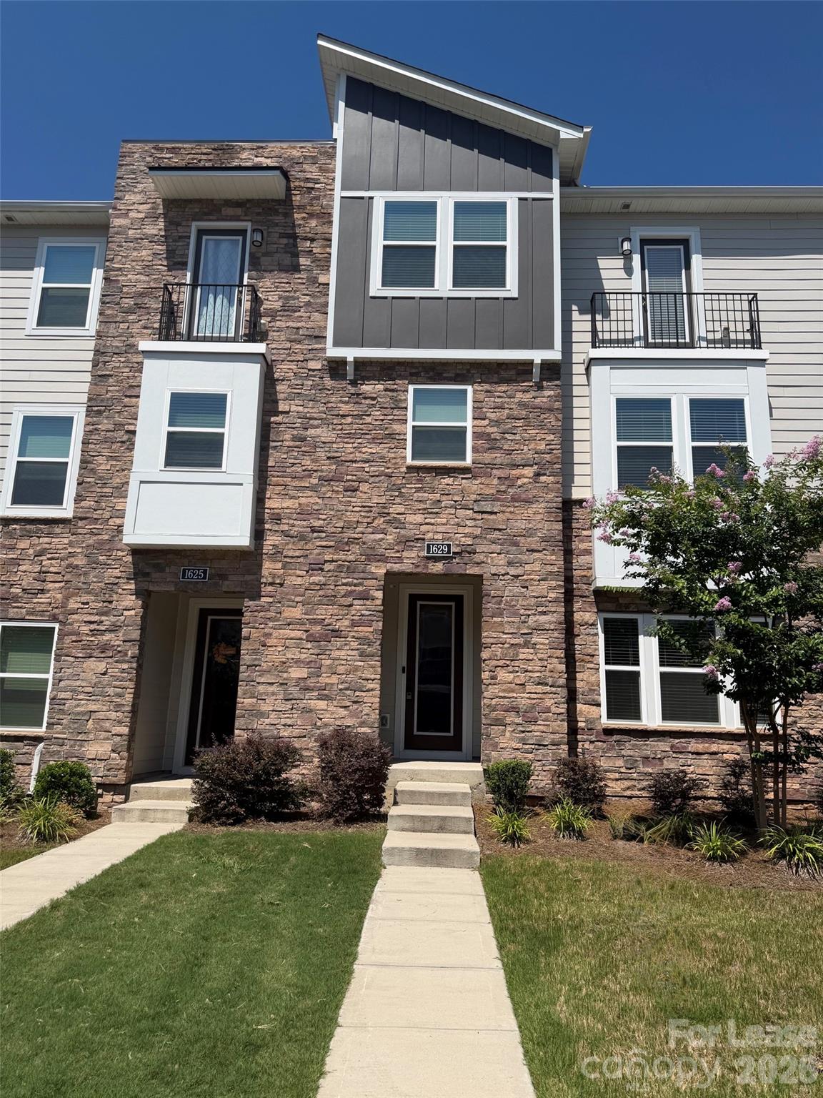 1629 Unison Drive Property Photo 1
