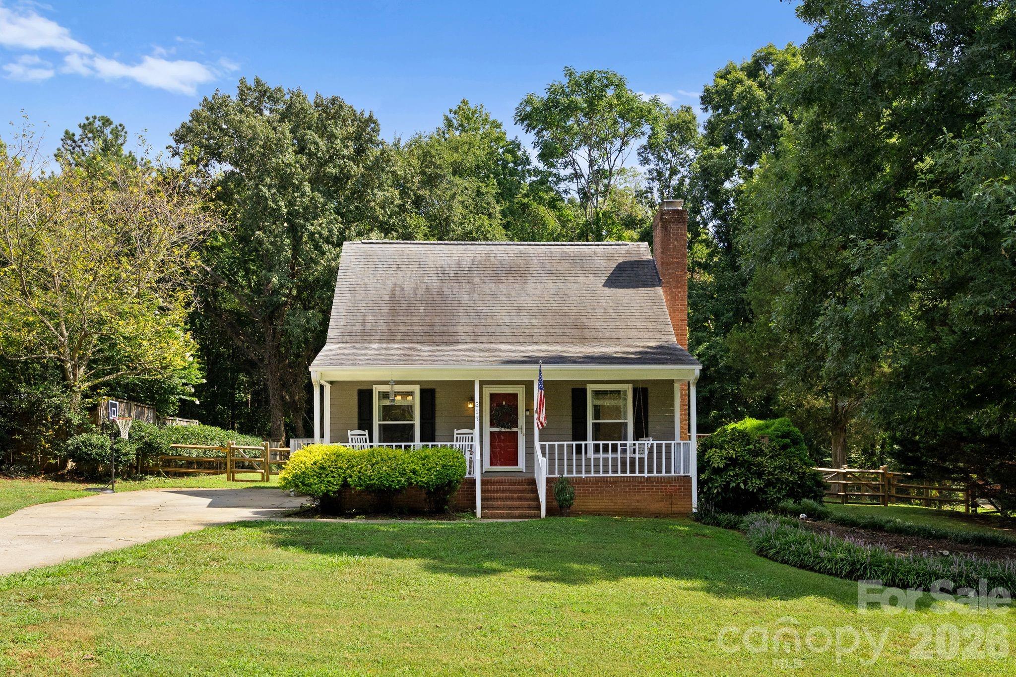 517 Forest Lane Property Photo 1