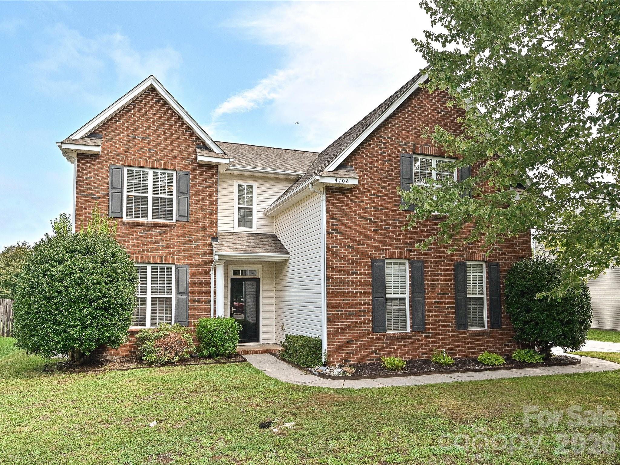 4708 Sandtyn Drive Property Photo 1