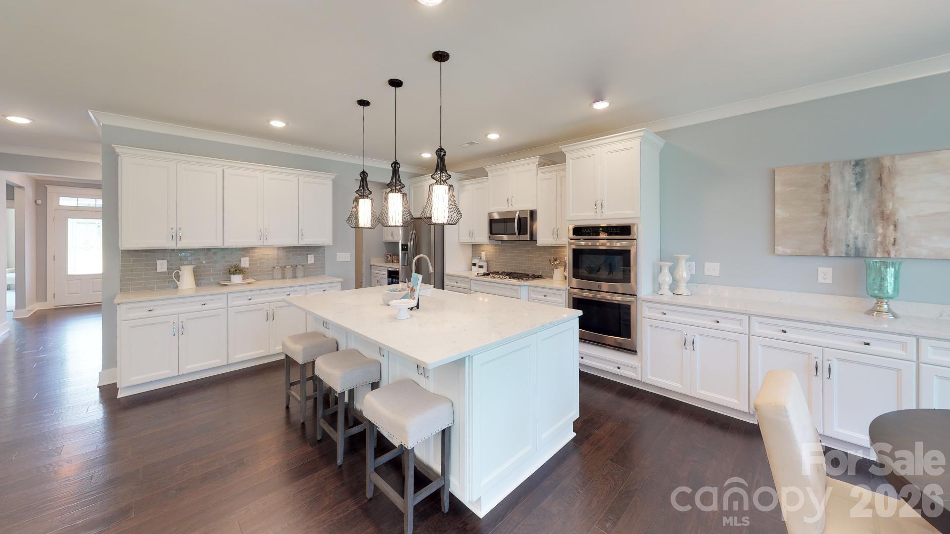 1826 Lake Vista Drive 2 Property Photo 4