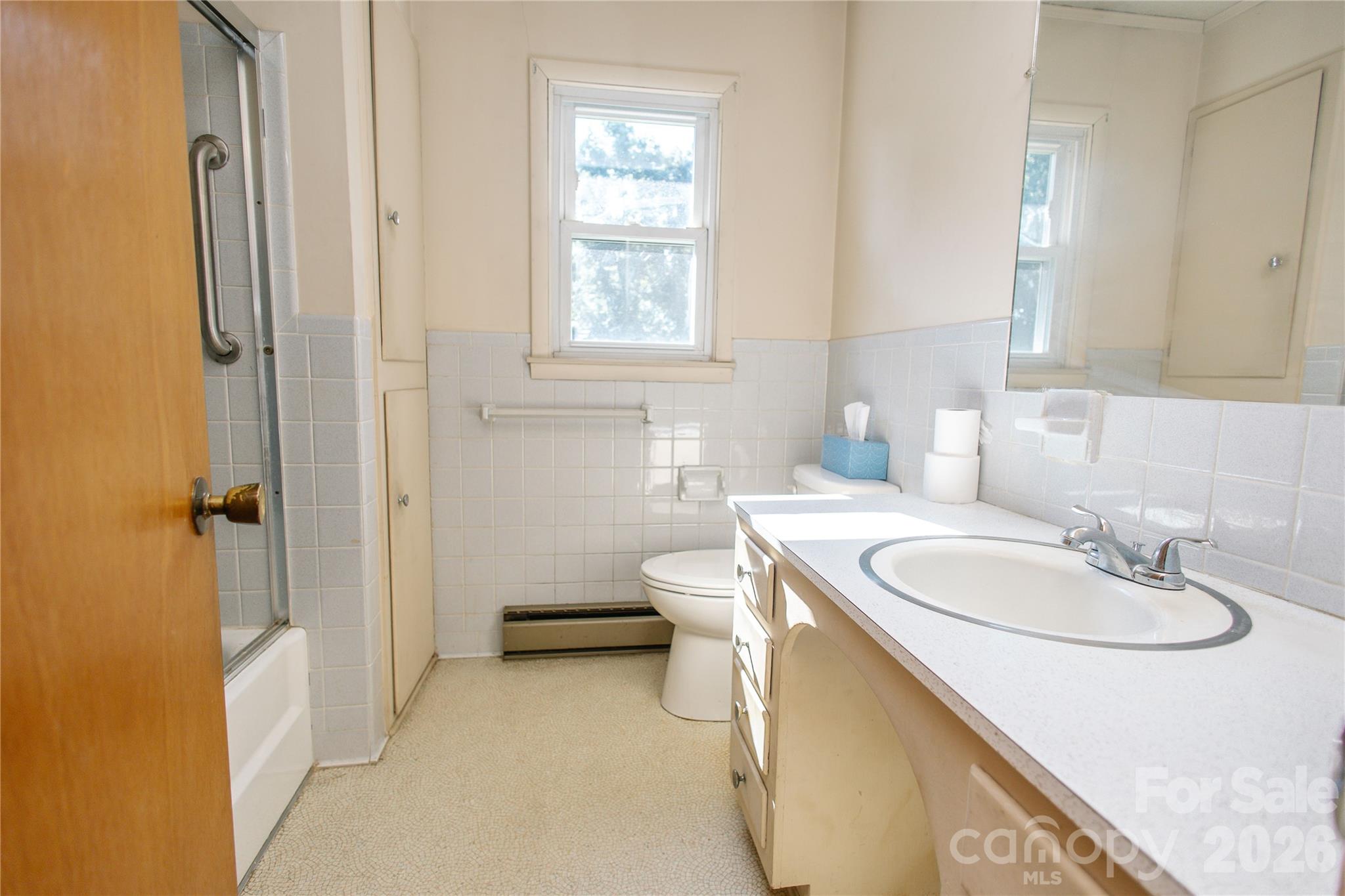 136 Marion Street Property Photo 24