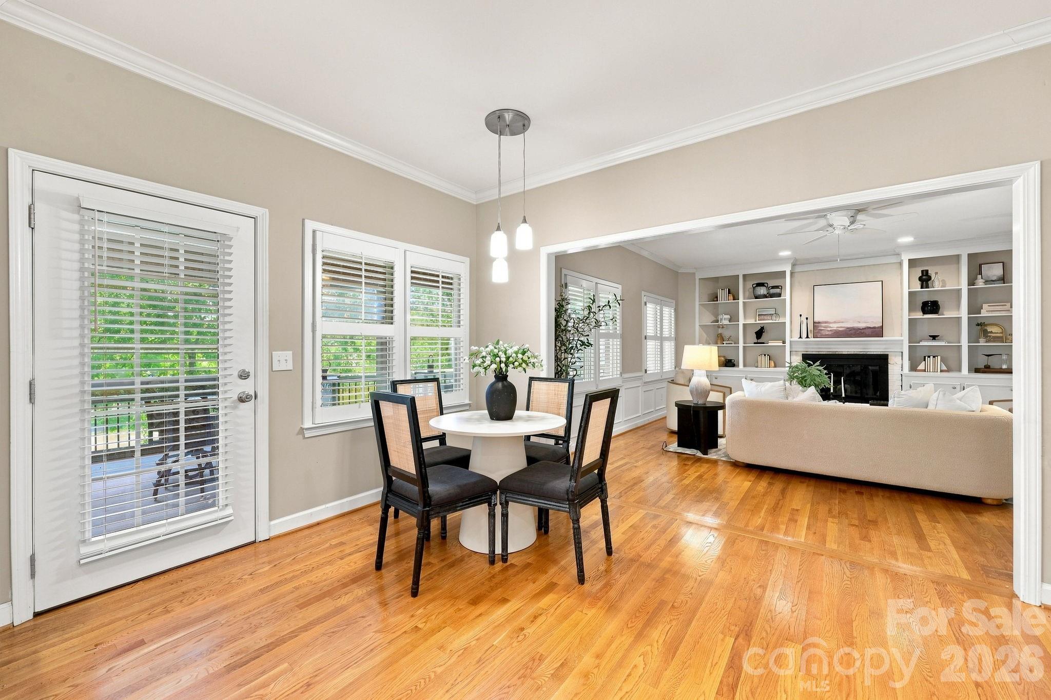 303 Bing Crosby Boulevard Property Photo 13