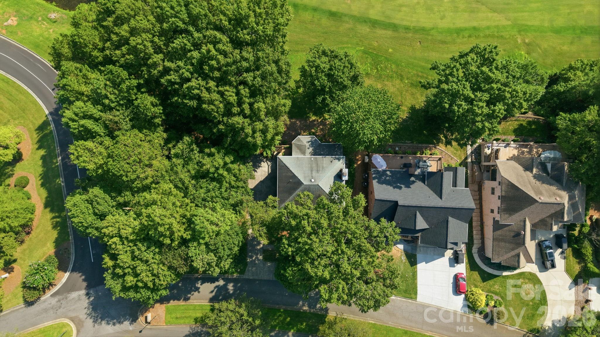 303 Bing Crosby Boulevard Property Photo 45