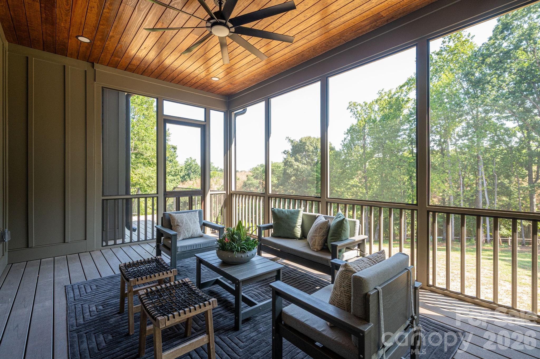 126 Lake Mist Drive Property Photo 16