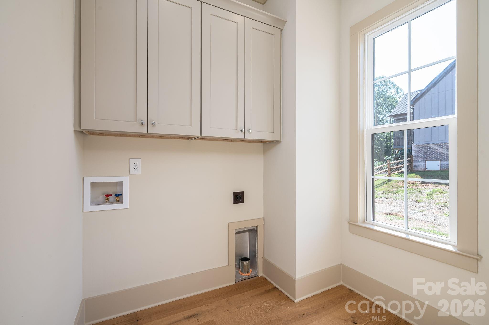 126 Lake Mist Drive Property Photo 22