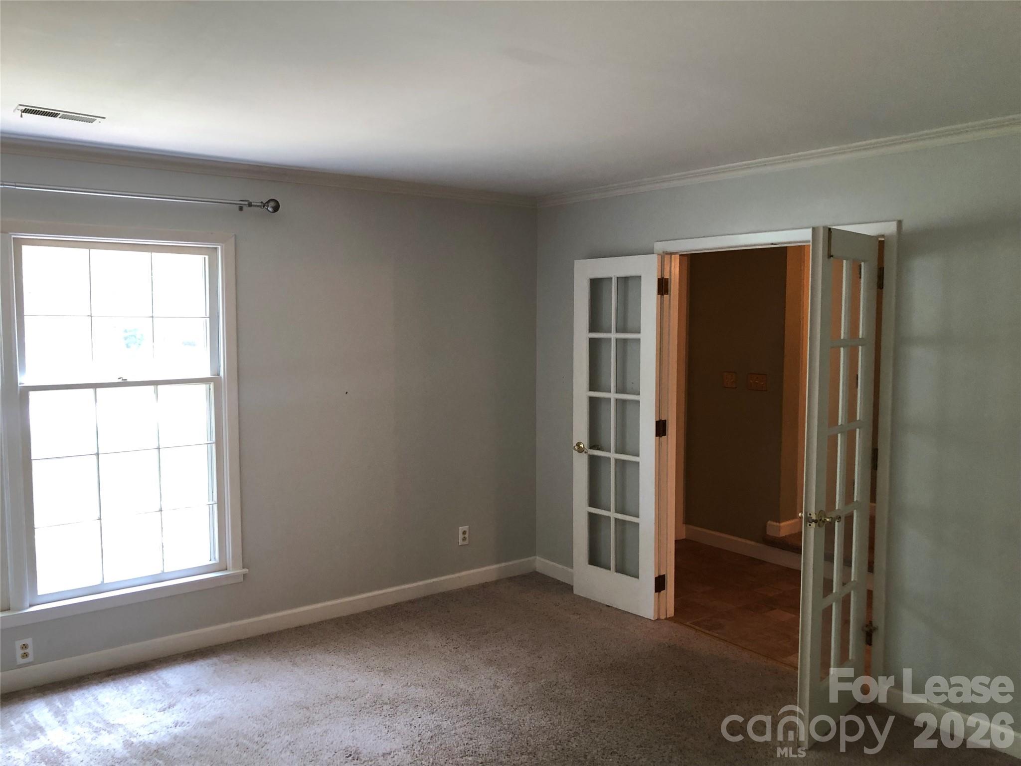 823 Tadlock Place Property Photo 16
