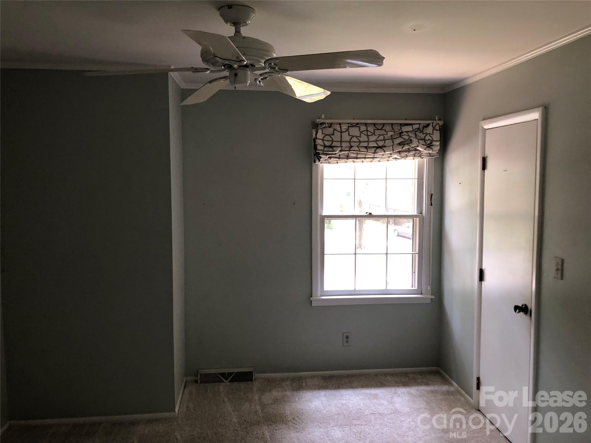 823 Tadlock Place Property Photo 36