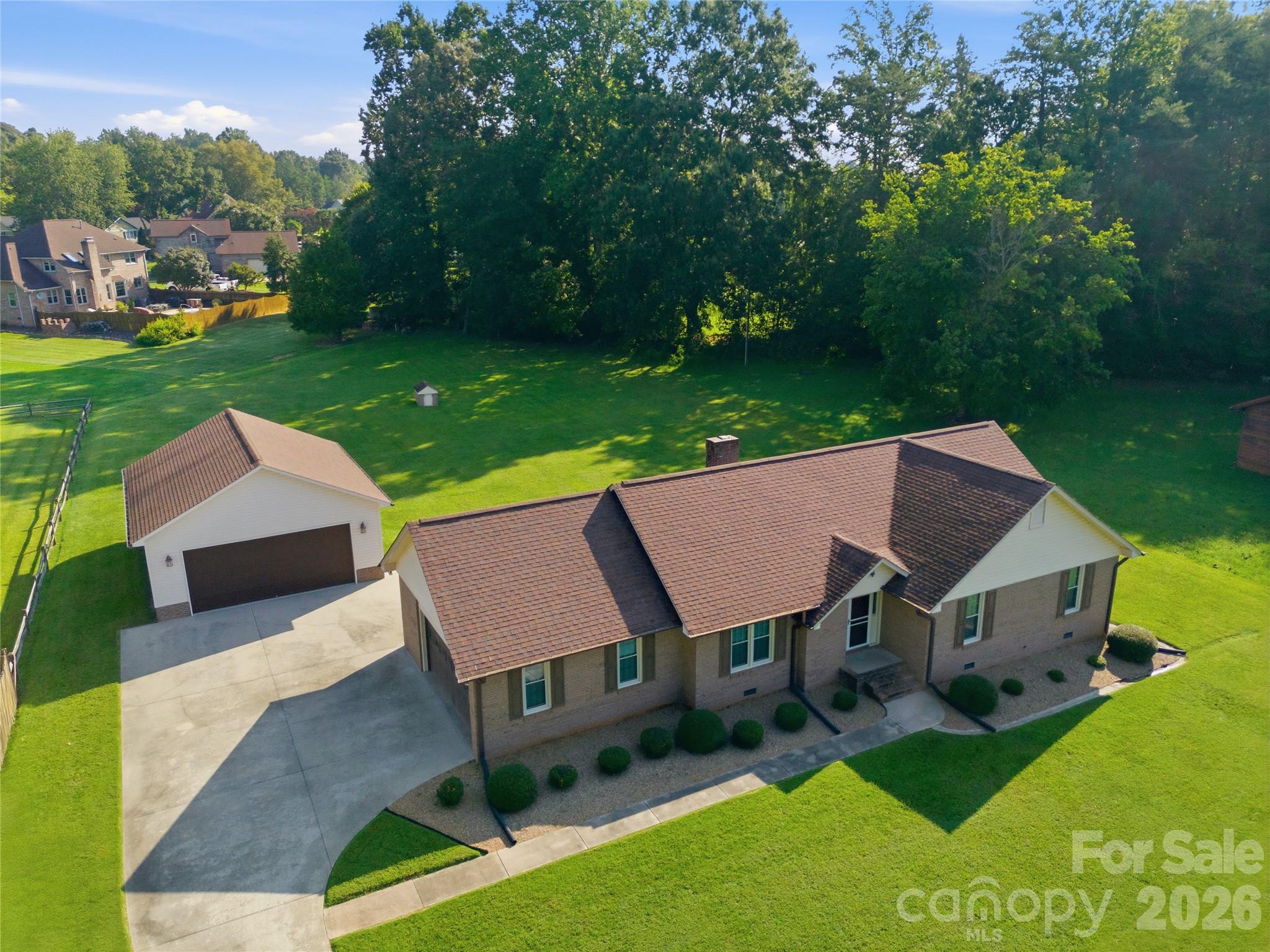 1035 Sides Road Property Photo 3