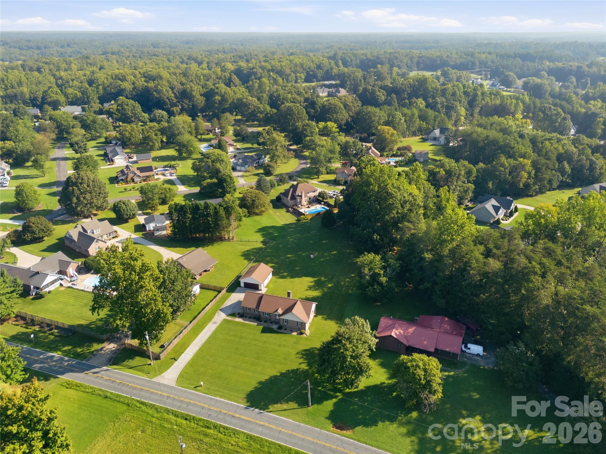 1035 Sides Road Property Photo 6