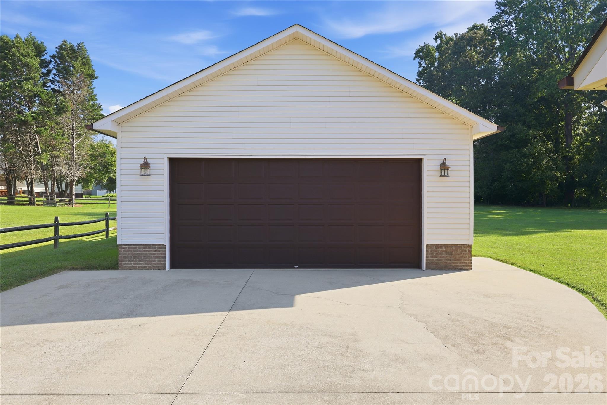 1035 Sides Road Property Photo 9