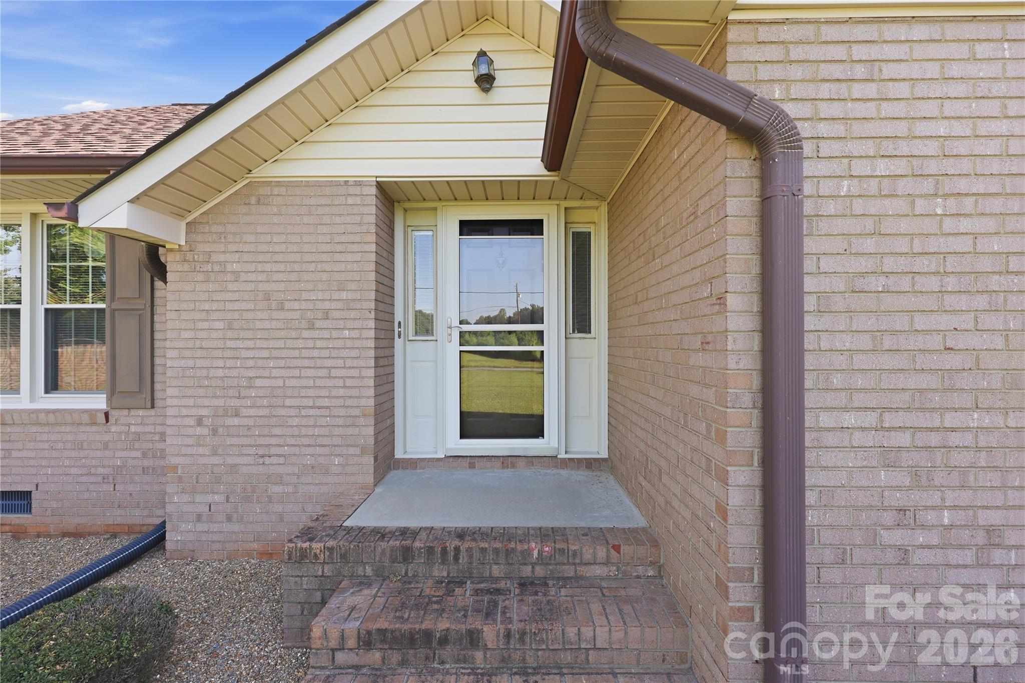 1035 Sides Road Property Photo 11