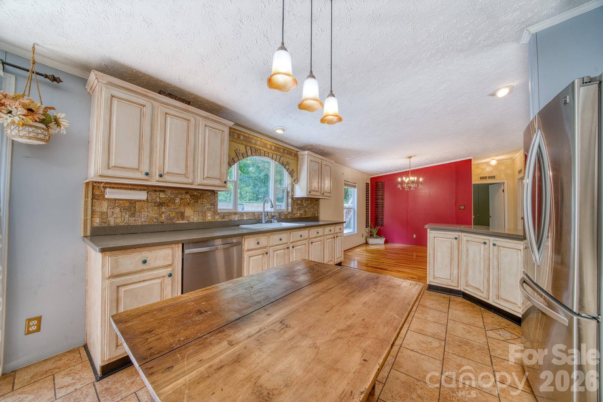 18 Henry White Lane Property Photo 1