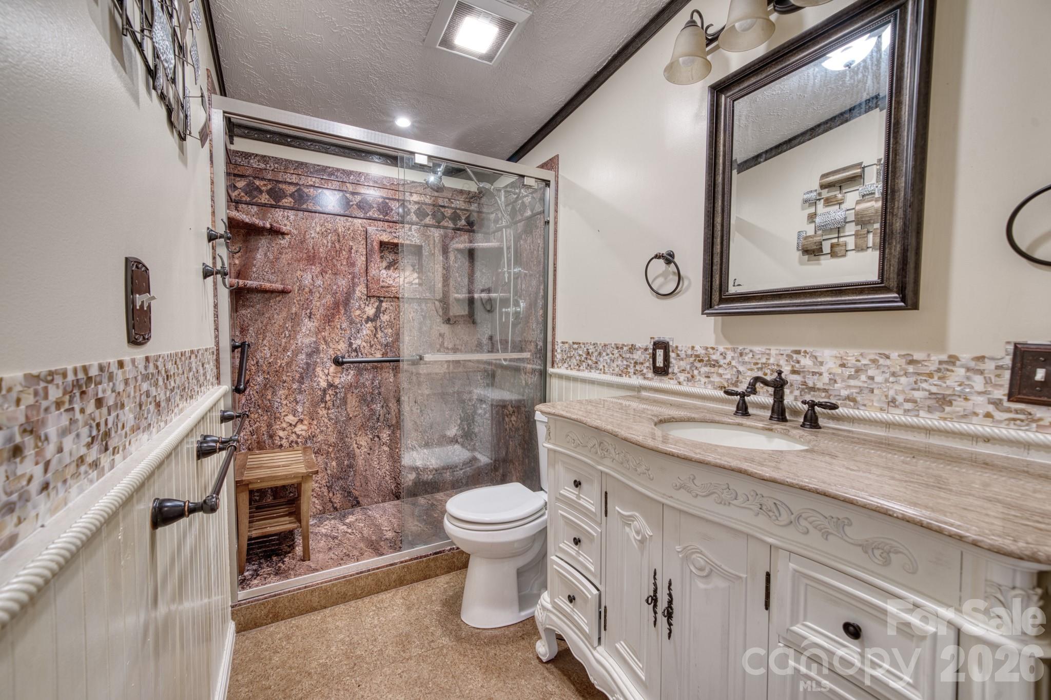 18 Henry White Lane Property Photo 3