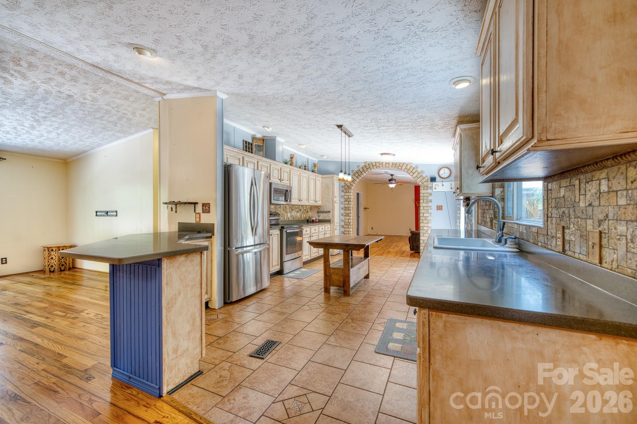 18 Henry White Lane Property Photo 5