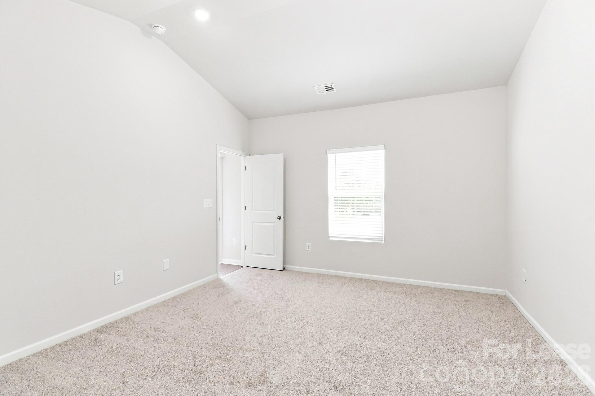 221 Aniston Lane Property Photo 8