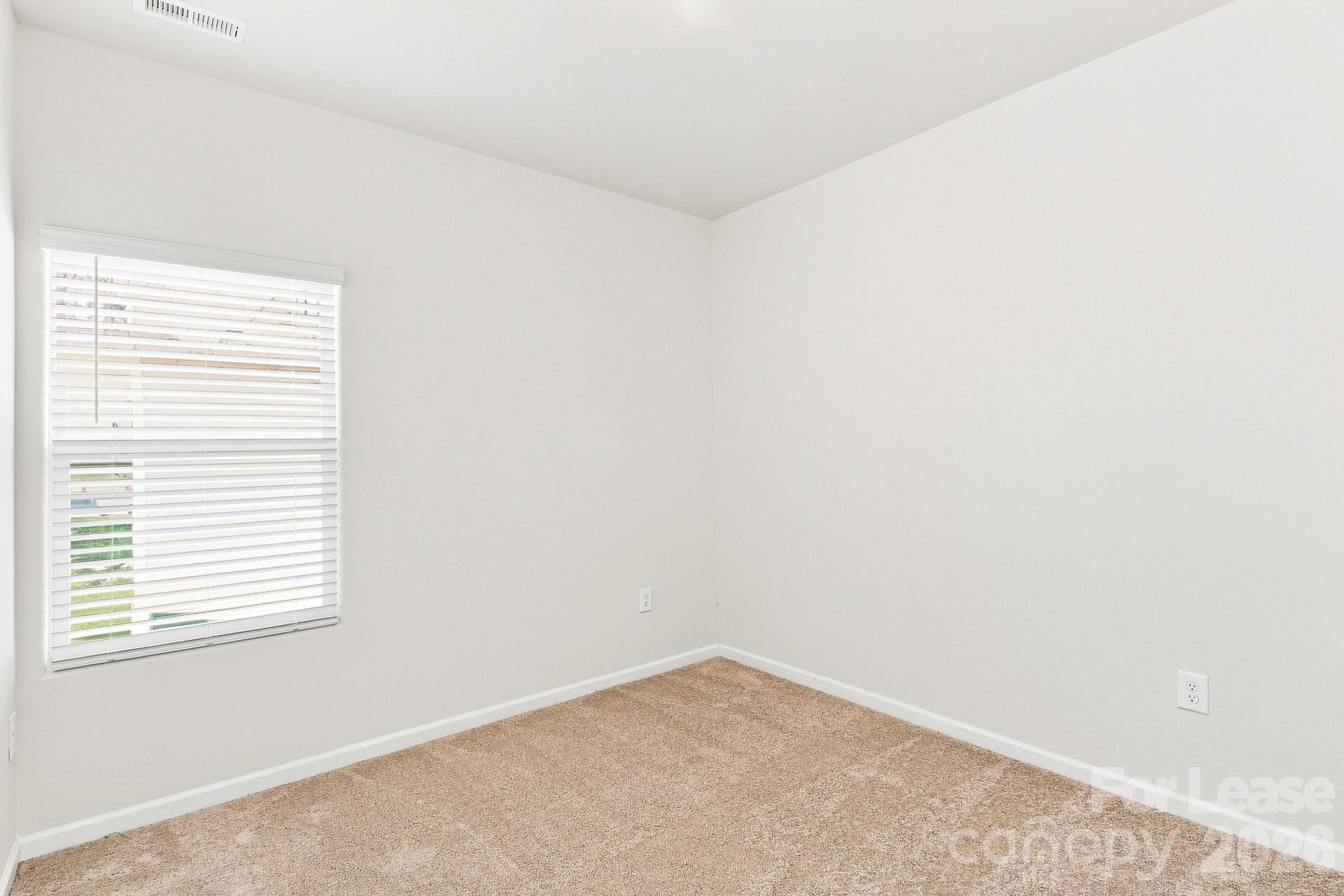 221 Aniston Lane Property Photo 11