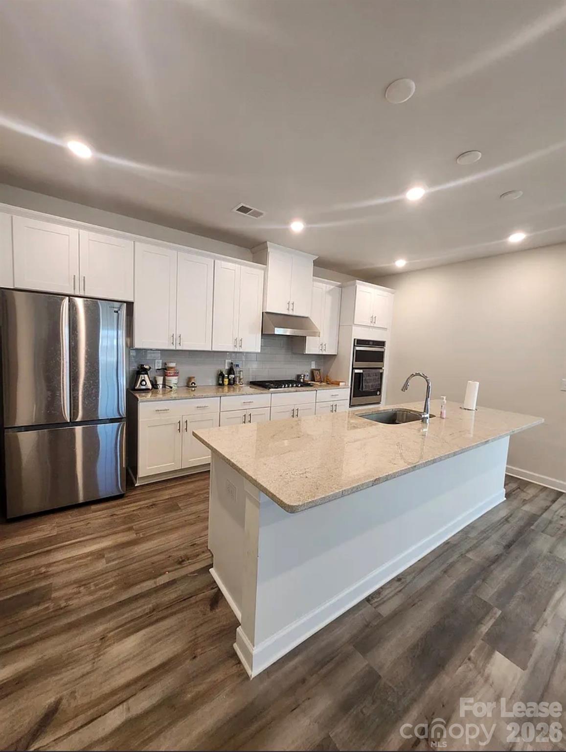 406 Cranford Drive Property Photo 3