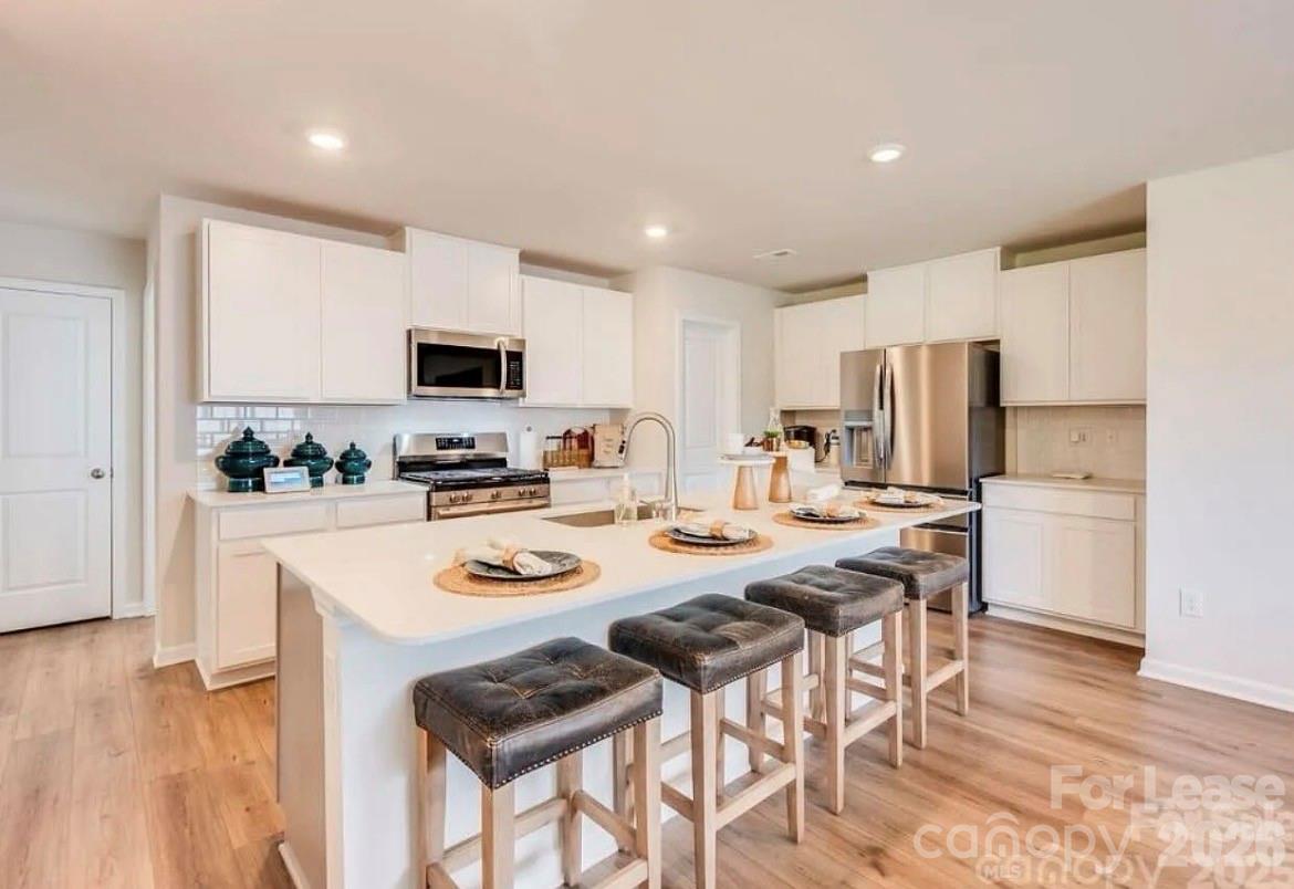 13123 Hampton Bay Lane Property Photo 4